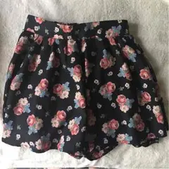 one way 花柄キュロット