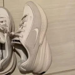 Nike ホワイト ランニングシューズ