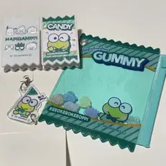 サンリオ　はぴだんぶい　けろけろけろっぴ　アクリルクリップ　アクリルチャーム