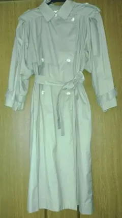 薄手　ラグラントレンチコート　ベージュ　　(株)ワールド