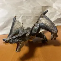 モンスターハンター フィギュア ティガレックス亜種