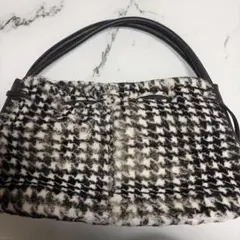 チェック柄ハンドバッグ