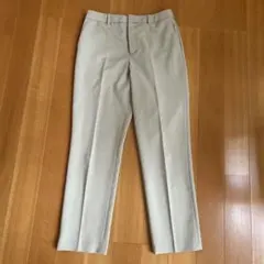 ユニクロ　UNIQLO 感動パンツ　ストレート　ベージュ