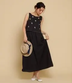 アナトリエ　ビーズ刺繍　ロングワンピース　ノースリーブ　コットンのサムネイル