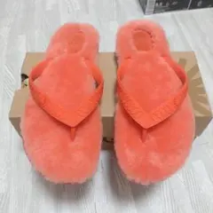 UGG シープスキン トングサンダル オレンジのサムネイル