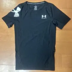 UNDER ARMOUR HEATGEAR MD/M ブラック シャツ　スリムのサムネイル