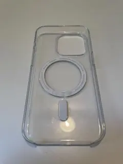 Apple 純正 MagSafe対応 iPhone 15 Pro 向けケース ①