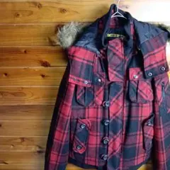 ジャンパー　ブルゾン　チェック柄　フード　キルティング　秋冬　防寒　赤　黒　M
