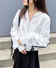 【ちっち様専用】INGNI 袖リボンショートスウェットトラックジャケット