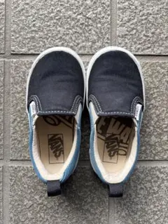 VANS スニーカー　スリッポン　16.0