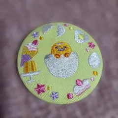 サンリオ 刺繍缶バッジ 缶バッチ ぐでたまのサムネイル