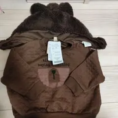 帽子つきトレーナー