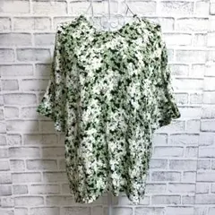 【marimekko】マリメッコ　花柄　トップスのサムネイル