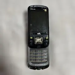 【ジャンク品】Sony Ericsson W42S ブラック 携帯電話本体