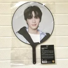 boynextdoor プネクド 公式 うちわケース カバー キーリング テサン BOYNEXTDOOR プネクド うちわケース うちわカバー テサン - メルカリ