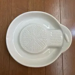 【未使用品】おろし器 セラミック製 直径17㎝のサムネイル