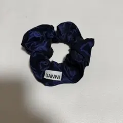 【美品】GANNI (ガニー) ネイビー　シュシュ