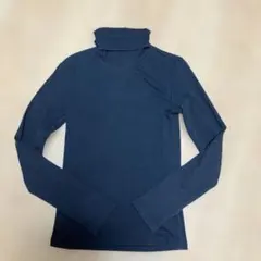 黒 タートルネック 長袖トップス　ユニクロ　Sサイズ　ロンT