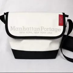 Manhattan Portage メッセンジャーバッグショルダーバッグ白赤タグのサムネイル