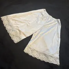 Item thumbnail for item fffebb1c-f3aa-4bf9-a448-a754339f7a2d