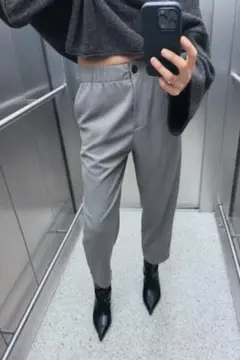 未使用　ZARA パンツ　グレー