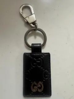 タ*ラ様 美品！GUCCI ブラックレザー キーホルダー 箱付き