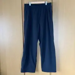 UNIQLO ウルトラストレッチアクティブトラックパンツ　ブラック Lサイズ
