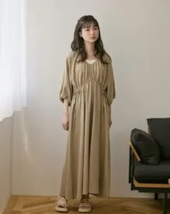 choco しまむら ワンピース ベージュ Sサイズ