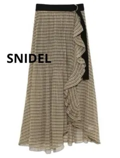 新品タグ付☆ SNIDELプリーツラップスカショーパン チェック