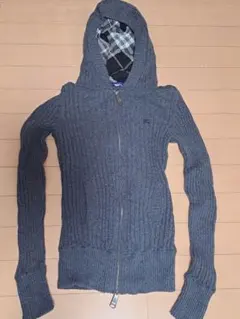 BURBERRY BLUELABEL ニットパーカー