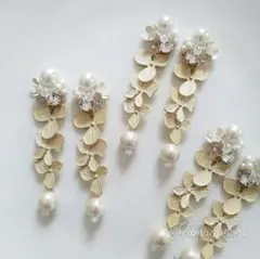 ブーケ✕三連フラワーイヤリング　ピアス