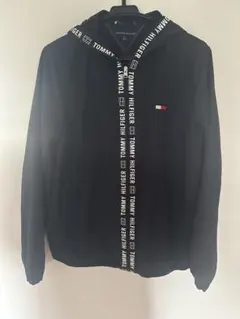 TOMMY HILFIGER ウィンドブレーカー　ナイロンジャケット