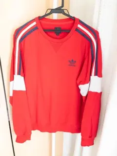 adidas アディダス トレーナー 赤 Mサイズのサムネイル