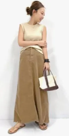 2025年最新】surt コーデュロイスカートの人気アイテム - メルカリ