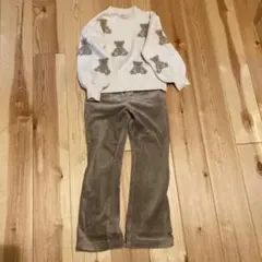GU クマ柄セーターとコーデュロイパンツセット