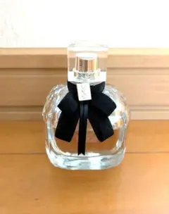 Yves Saint Laurent 香水 モンパリ オーデパルファム