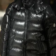 MONCLER 黒 ダウンジャケット