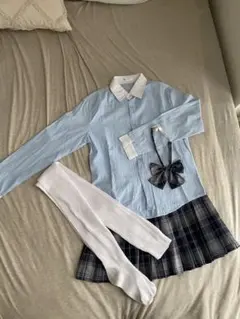 制服×ルーズソックス　 コスプレ衣装 水色シャツ チェック柄スカート