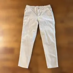 ベージュ コーデュロイ テーパードパンツ