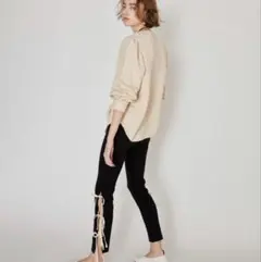 Item thumbnail for item 6c8593cd-d7c6-47ea-93fe-0c5d0469df62