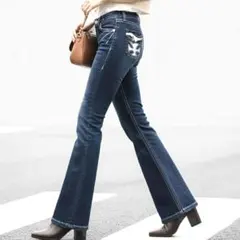 古着 デニムパンツ フレアカット ダークブルー ロング 刺繍 フレアデニム