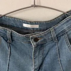 Item thumbnail for item cba3bb9a-f1e2-43c2-8dd9-be12666991f8