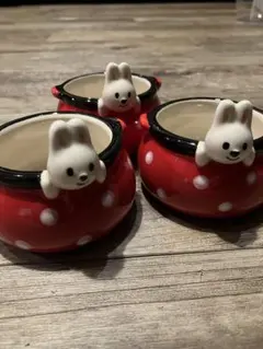 ウサギ付き赤い水玉デザートカップ 3個セット