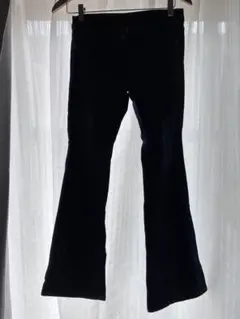 UNIQLO ダークブルー フレアパンツ ローカット