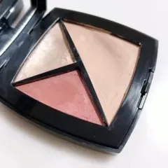 CHANEL パレット エサンシエル 150 ベージュ クレールのサムネイル
