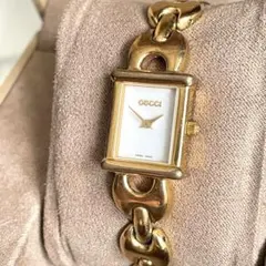 GUCCI グッチ 腕時計 レディース ゴールド 金 スクエア クォーツ