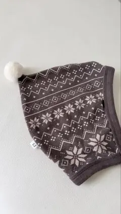 Peekabooベビー帽子 ノルディック柄 ボンネット