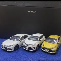 トヨタ カムリ　CHR アクア　カラーサンプルミニカー　3台セット　非売品 2026年最新】ch-r カラーサンプル ミニカーの人気アイテム - メルカリ