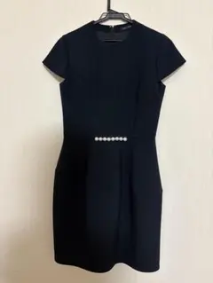 【PRADAプラダ】ビジューモチーフBLACKドレス　38サイズ PRADAプラダ】ビジューモチーフBLACKドレス 38サイズ - メルカリ