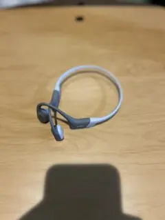 SHOKZ 骨伝導イヤホン 充電器付属